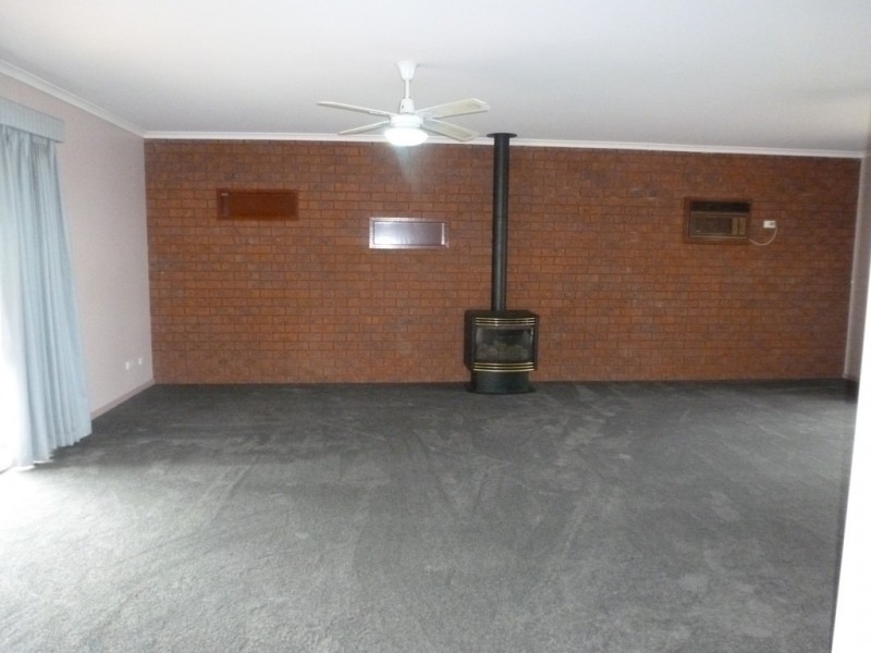 5 Melaleuca Court, Ararat VIC 3377