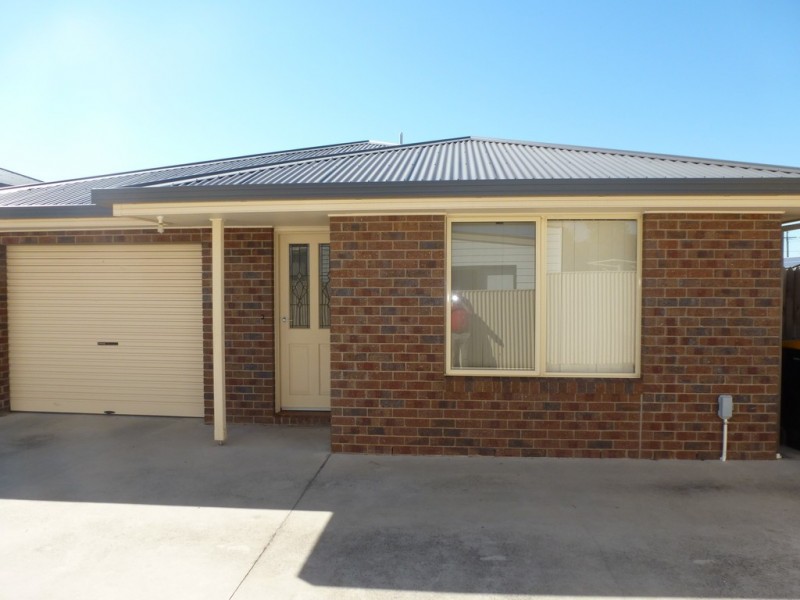 2 / 6 Queens Avenue, Ararat VIC 3377