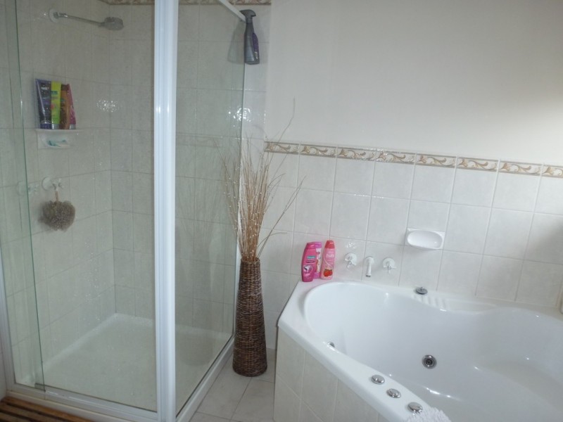 2 / 6 Queens Avenue, Ararat VIC 3377