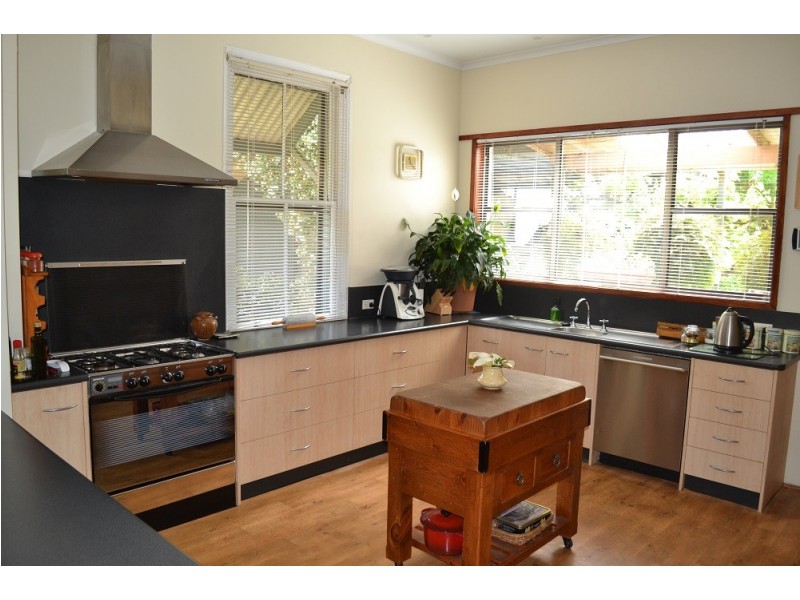 1426 Western Highway, Great Western VIC 3374