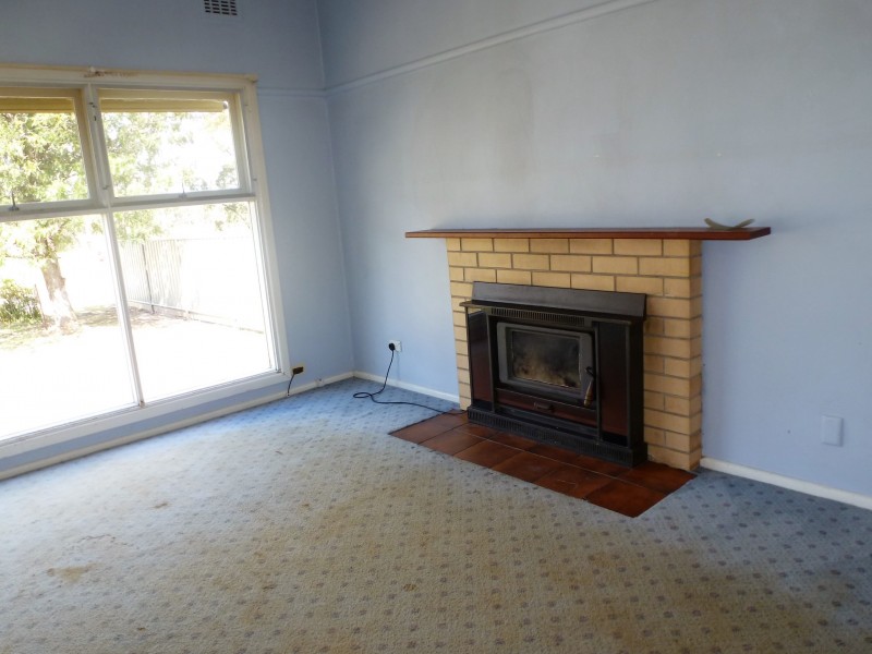 239 Western Highway, Ararat VIC 3377