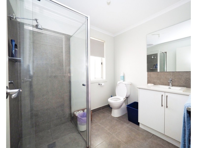 7 Heath Court, Beaufort VIC 3373