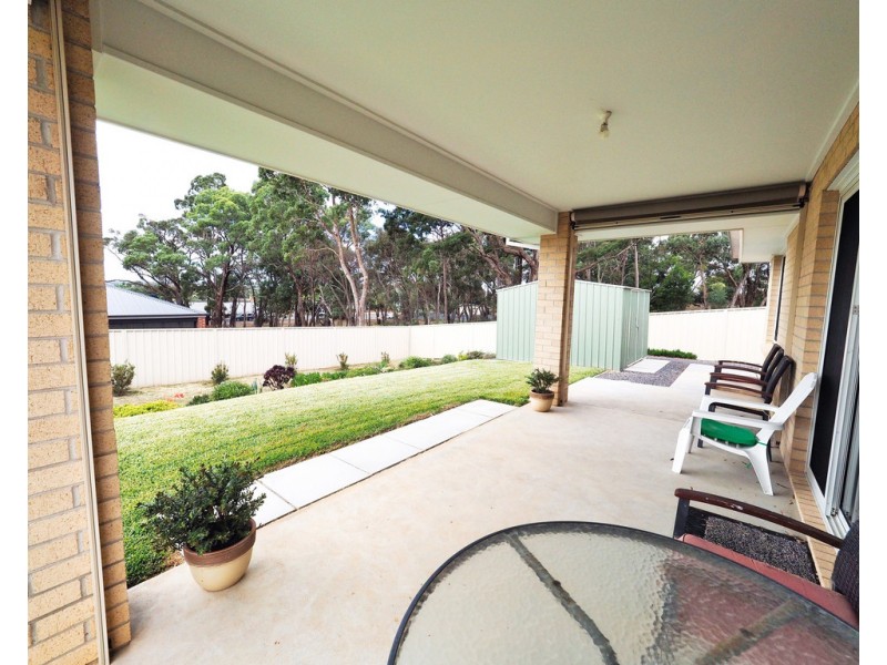 7 Heath Court, Beaufort VIC 3373