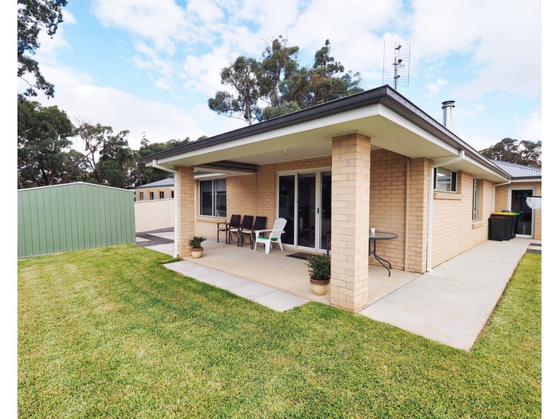 7 Heath Court, Beaufort VIC 3373
