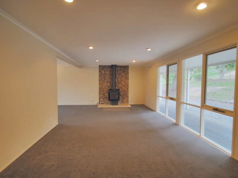 61 BYRON ROAD, Cathcart VIC 3377