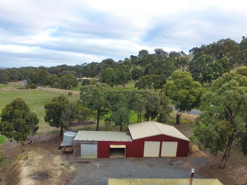 61 BYRON ROAD, Cathcart VIC 3377