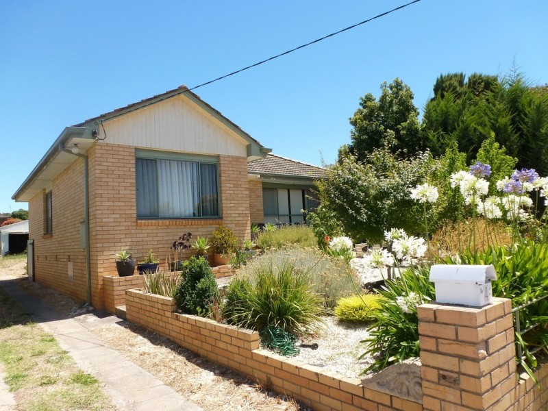 4 Vanstan Street, Ararat VIC 3377
