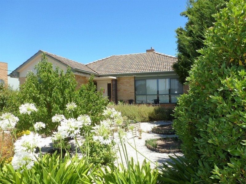 4 Vanstan Street, Ararat VIC 3377