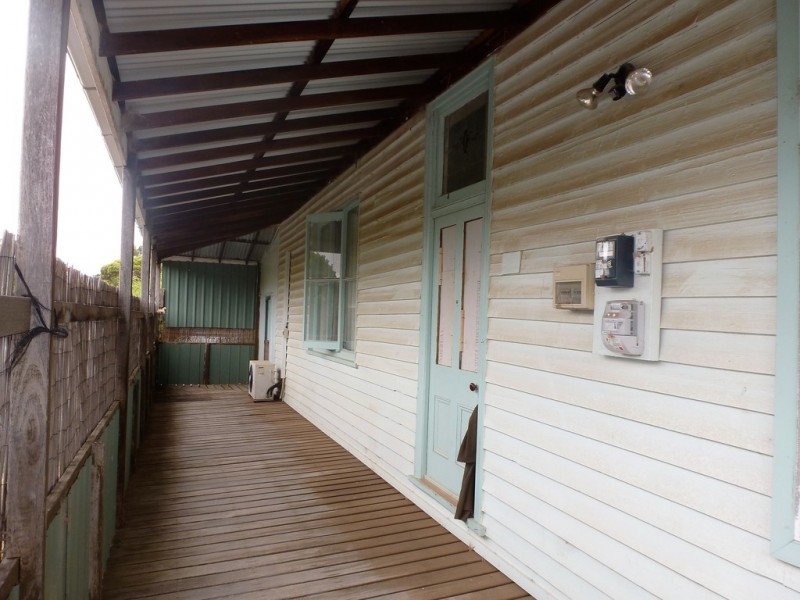 11 Brooke Street, Moyston VIC 3377