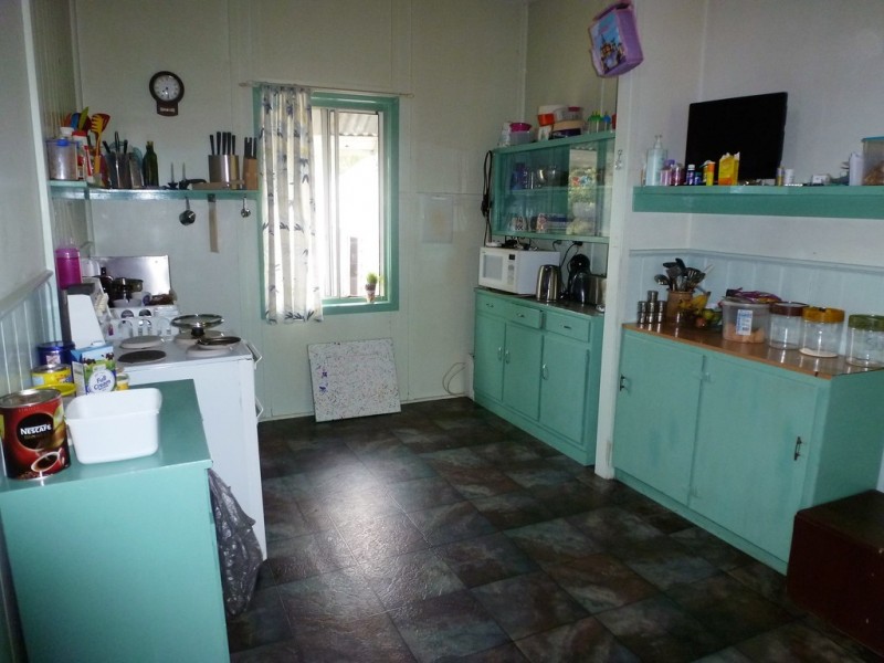 11 Brooke Street, Moyston VIC 3377