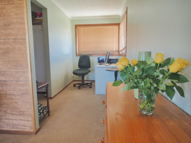 105 Rifle Butts Road, Landsborough VIC 3384