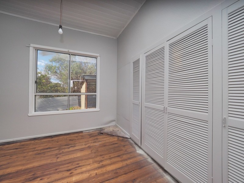 9 Currajong Avenue, Ararat VIC 3377