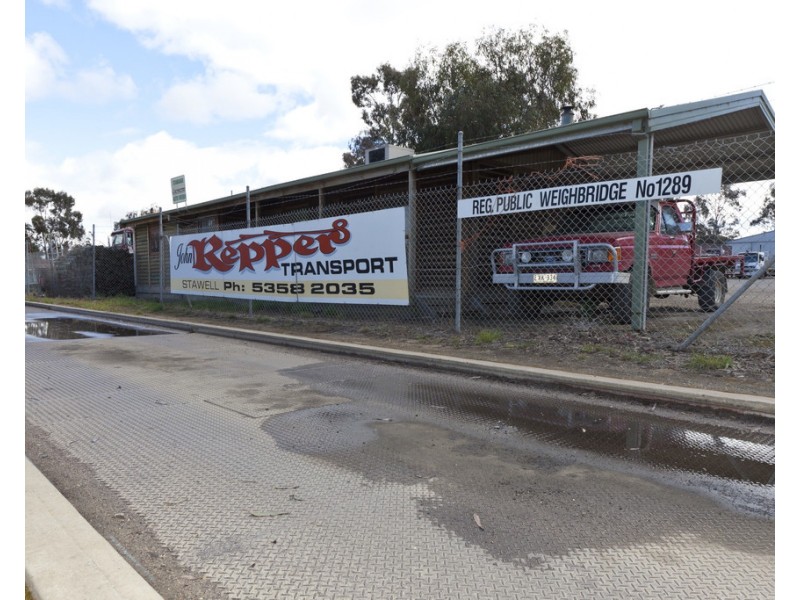 23 Horsham Road, Stawell VIC 3380