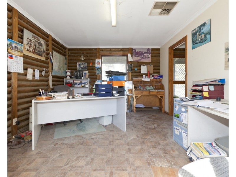 23 Horsham Road, Stawell VIC 3380