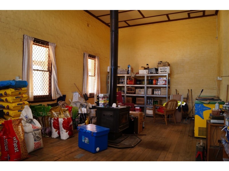 64 Burke Street, Landsborough VIC 3384