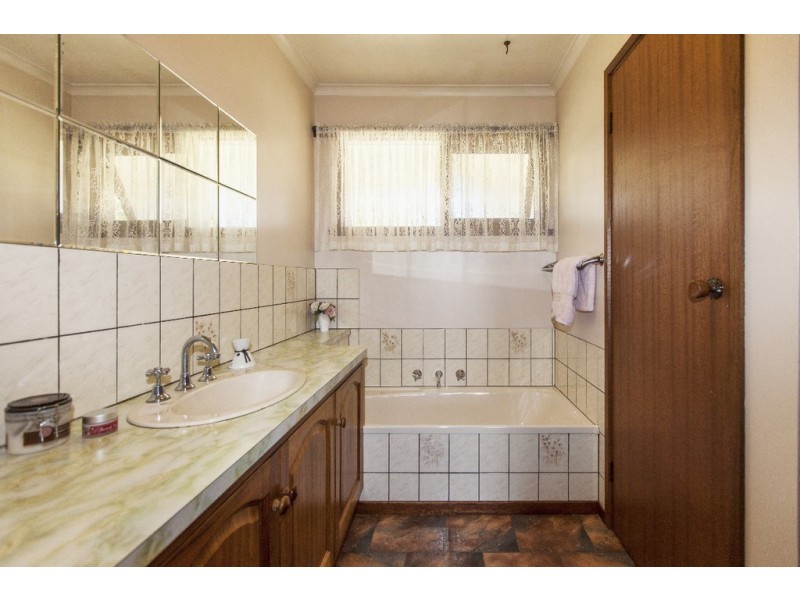 23 Beveridge Street, Ararat VIC 3377