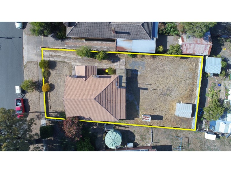 14 Queens Avenue, Ararat VIC 3377