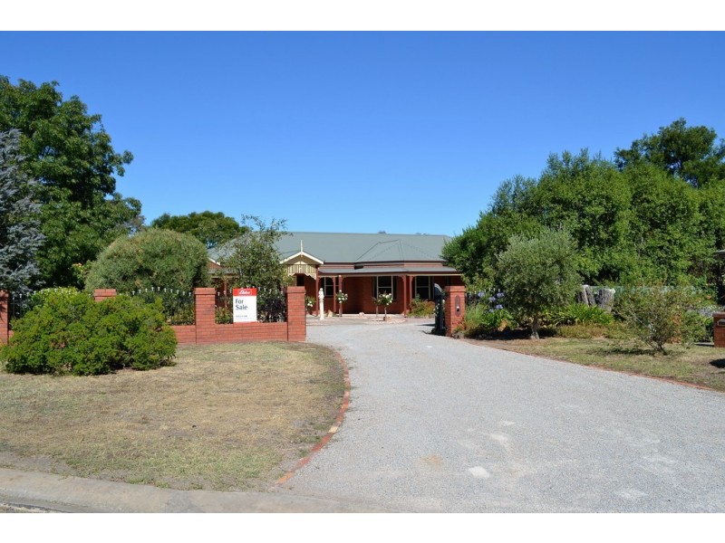 12 Redgum Drive, Ararat VIC 3377