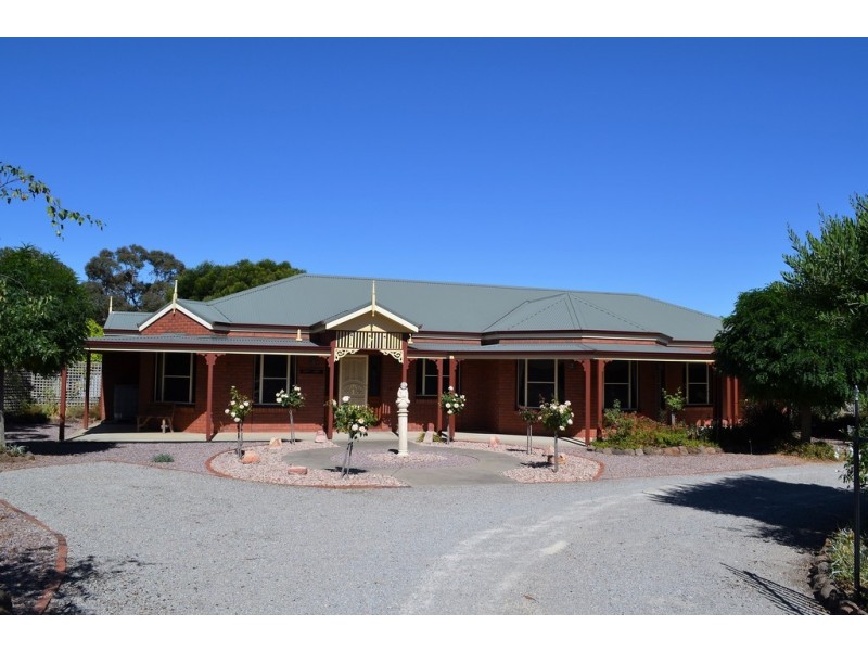 12 Redgum Drive, Ararat VIC 3377