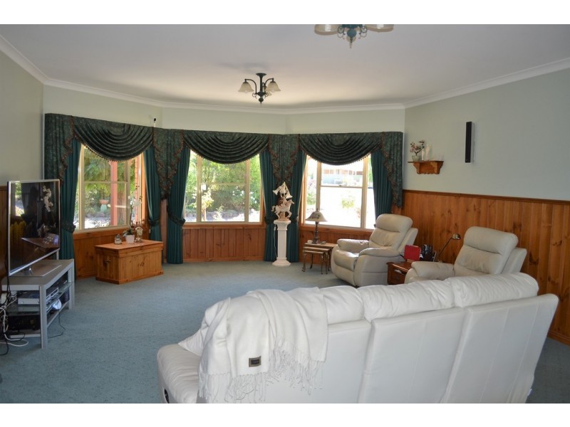 12 Redgum Drive, Ararat VIC 3377