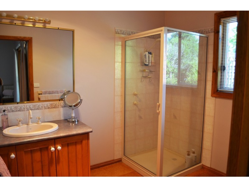 12 Redgum Drive, Ararat VIC 3377