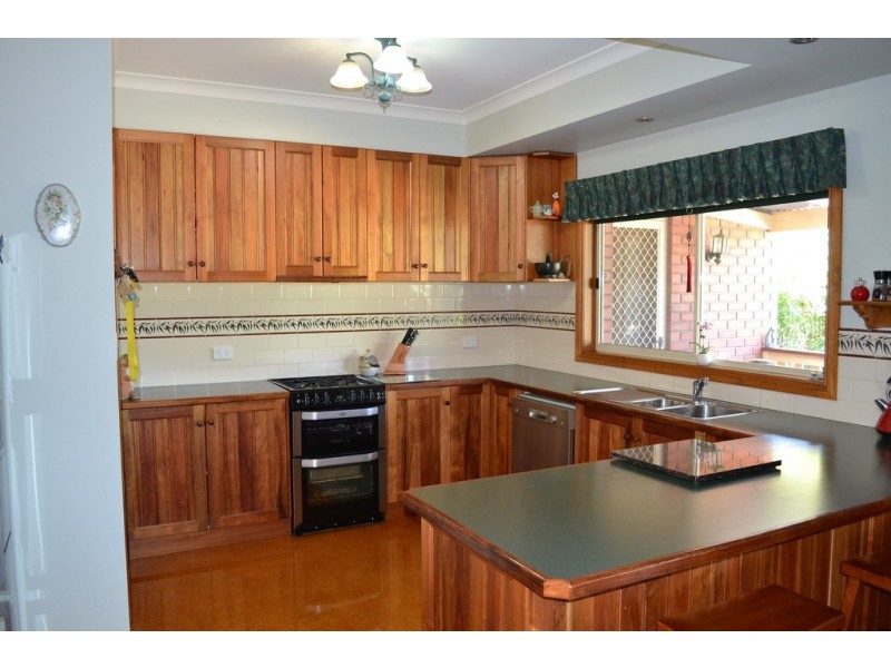 12 Redgum Drive, Ararat VIC 3377