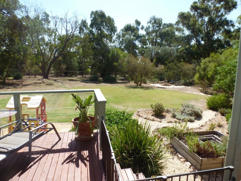 61 Wildflower Drive, Pomonal VIC 3381