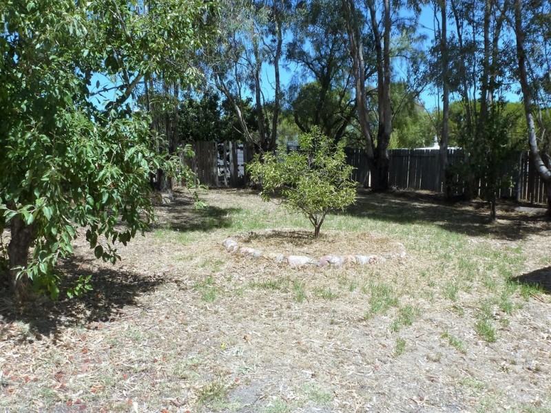 8 McNeil Street, Ararat VIC 3377