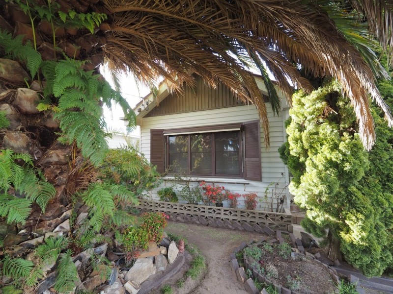 6 Jenkin Street, Ararat VIC 3377