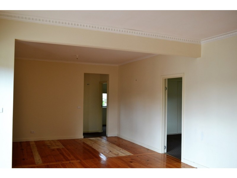 21 Coad Street, Ararat VIC 3377