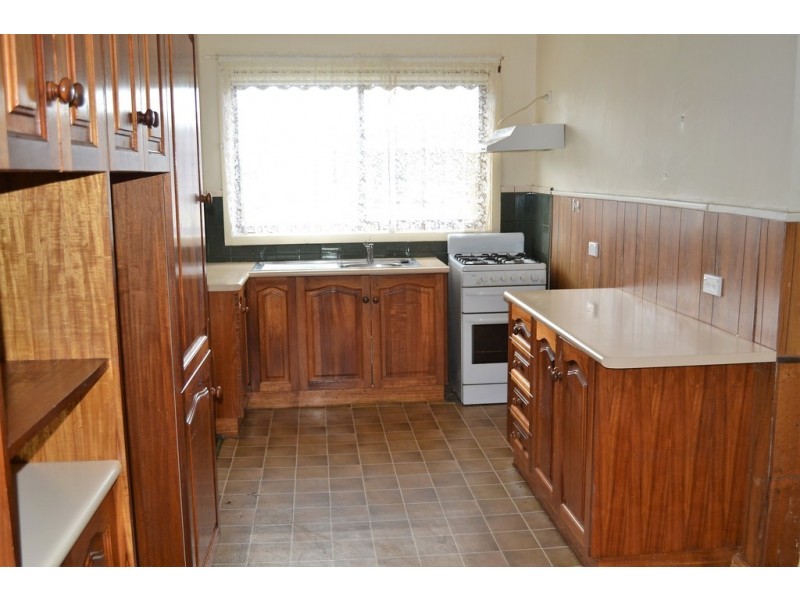 21 Coad Street, Ararat VIC 3377