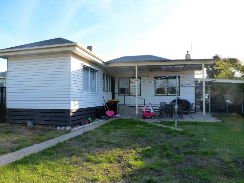 38 Carey Street, Ararat VIC 3377