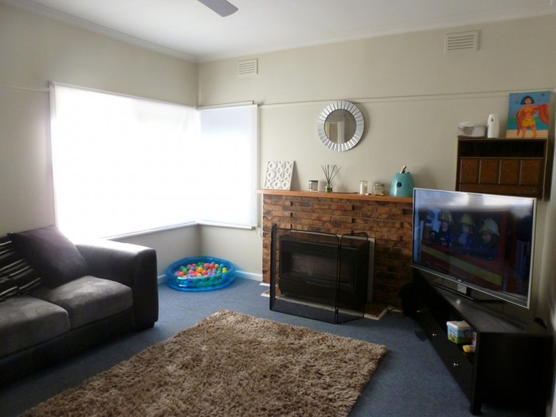 38 Carey Street, Ararat VIC 3377