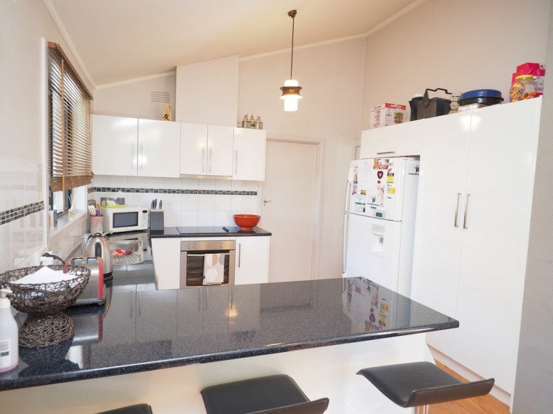 23 Port Fairy Road, Ararat VIC 3377