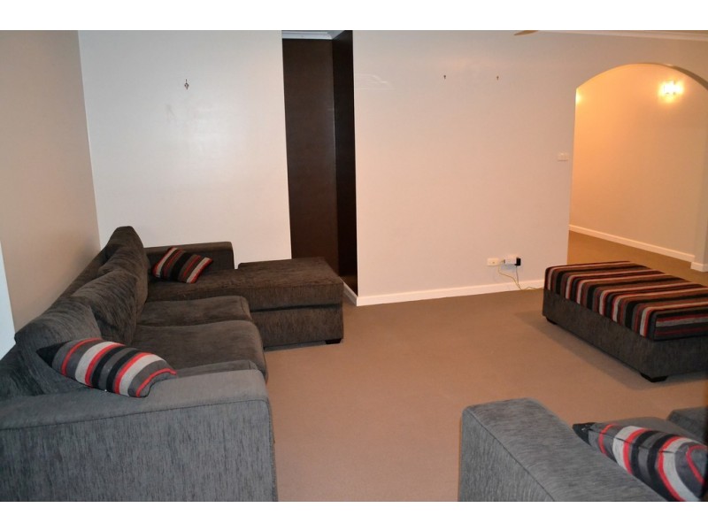 76 Banfield Street, Ararat VIC 3377