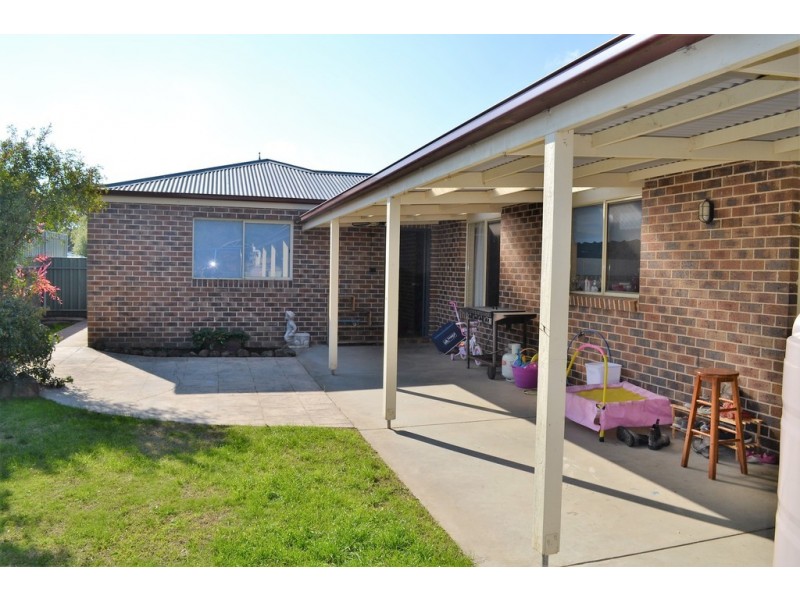 6 Redgum Drive, Ararat VIC 3377