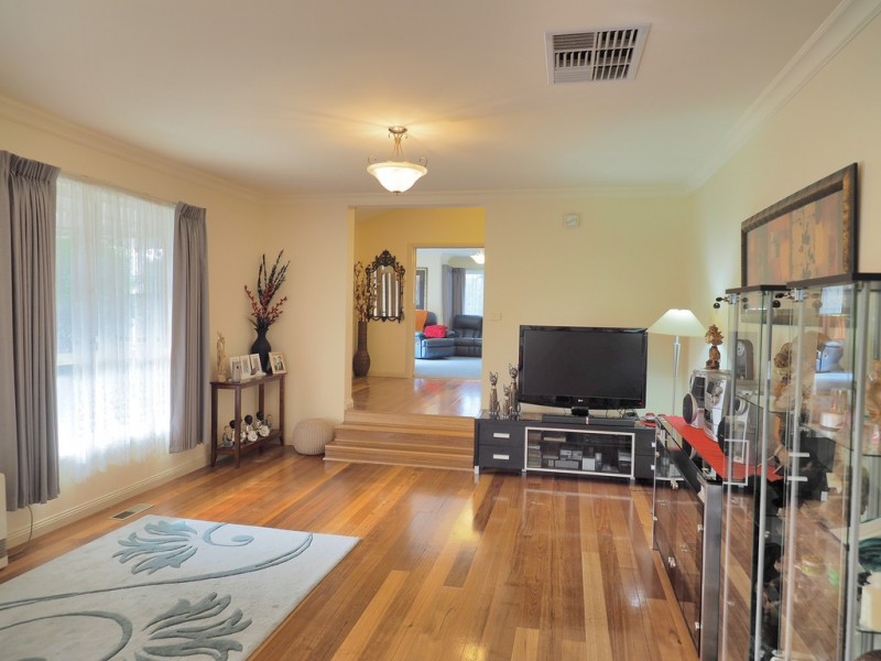 7 Scotts Rise, Ararat VIC 3377