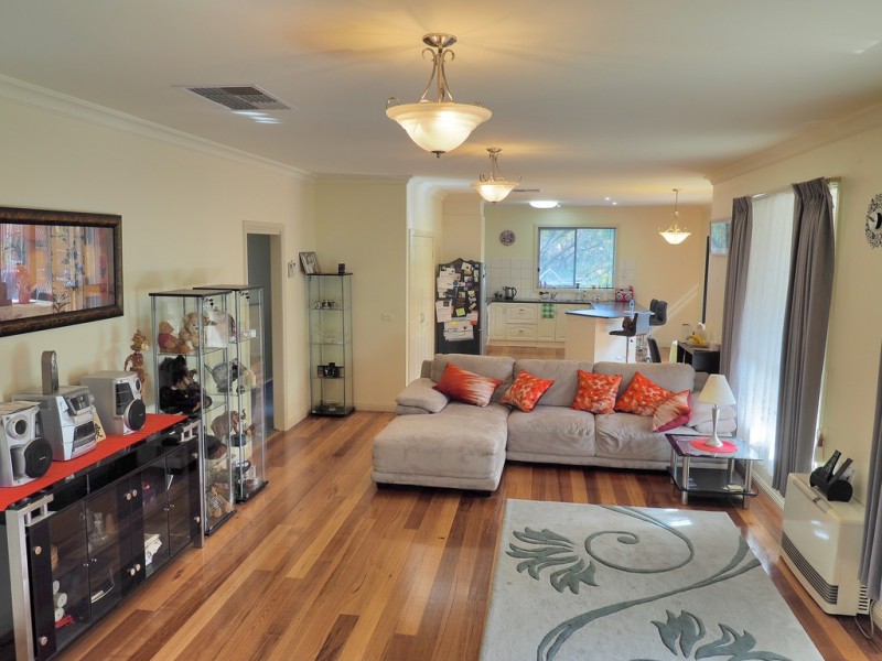 7 Scotts Rise, Ararat VIC 3377