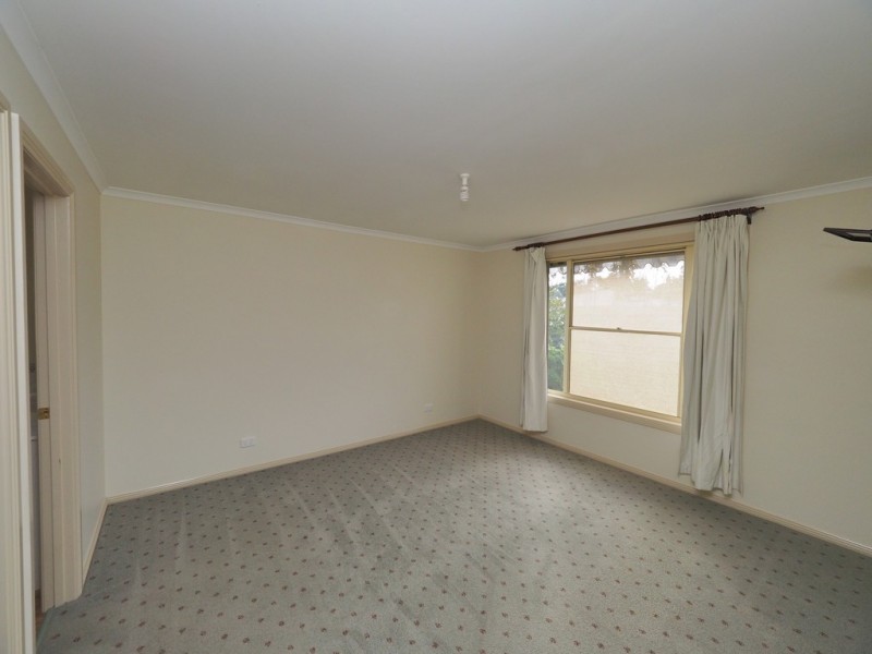 2 Redgum Drive, Ararat VIC 3377