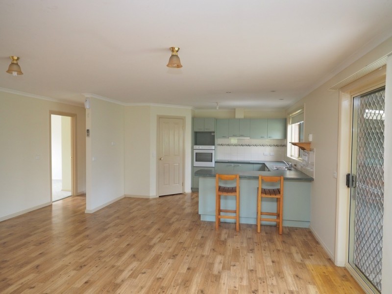 2 Redgum Drive, Ararat VIC 3377