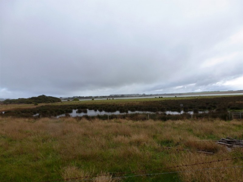 lots Mortlake – Ararat Road, Lake Bolac VIC 3351