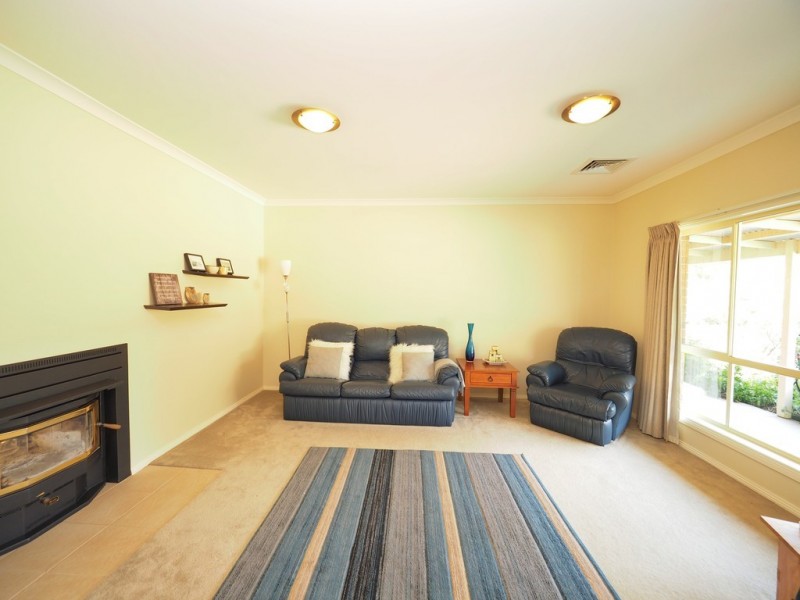 19 Bowen Place, Ararat VIC 3377