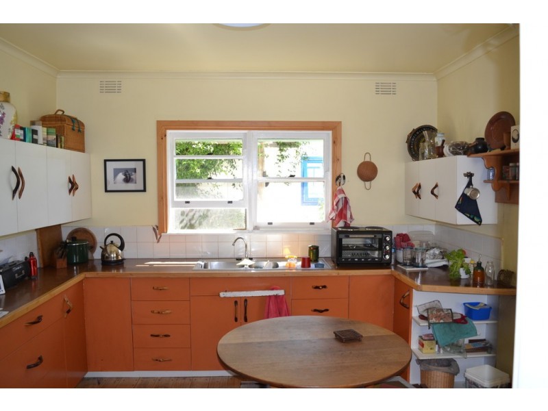 2 Burke Street, Landsborough VIC 3384