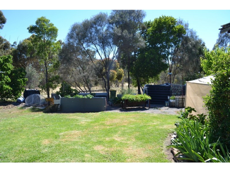 2 Burke Street, Landsborough VIC 3384