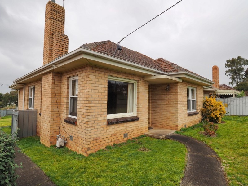 18 Hewitt Street, Ararat VIC 3377