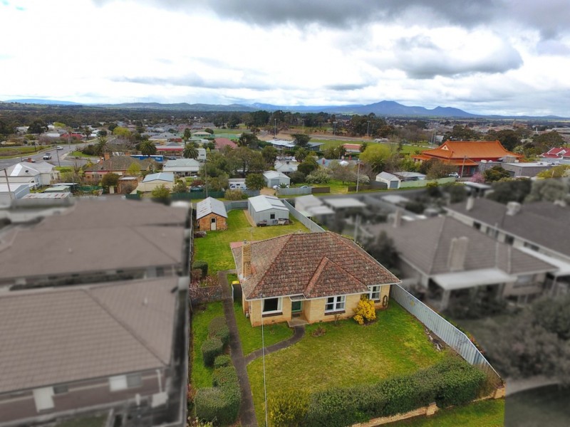 18 Hewitt Street, Ararat VIC 3377