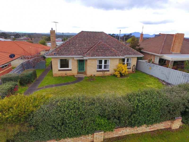 18 Hewitt Street, Ararat VIC 3377