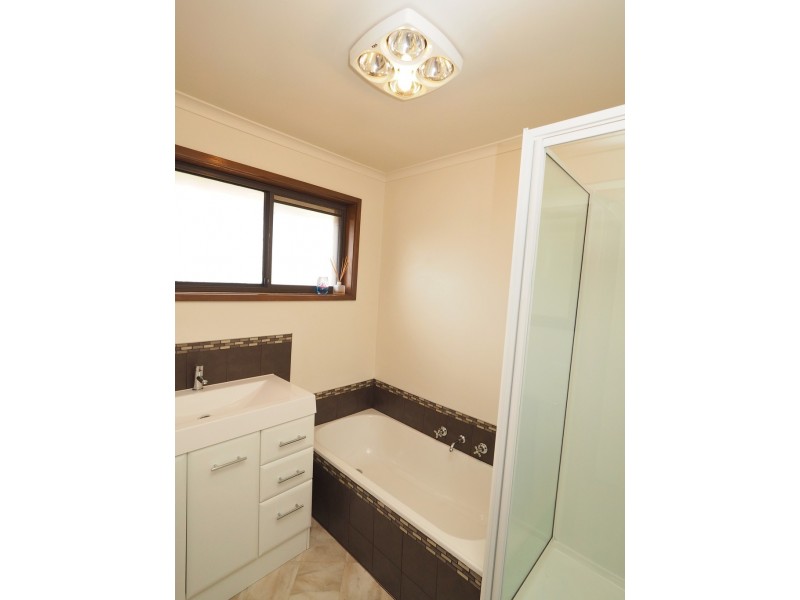 30 Maude Street, Ararat VIC 3377