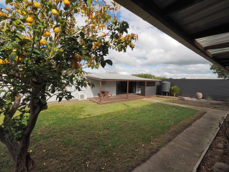 30 Maude Street, Ararat VIC 3377