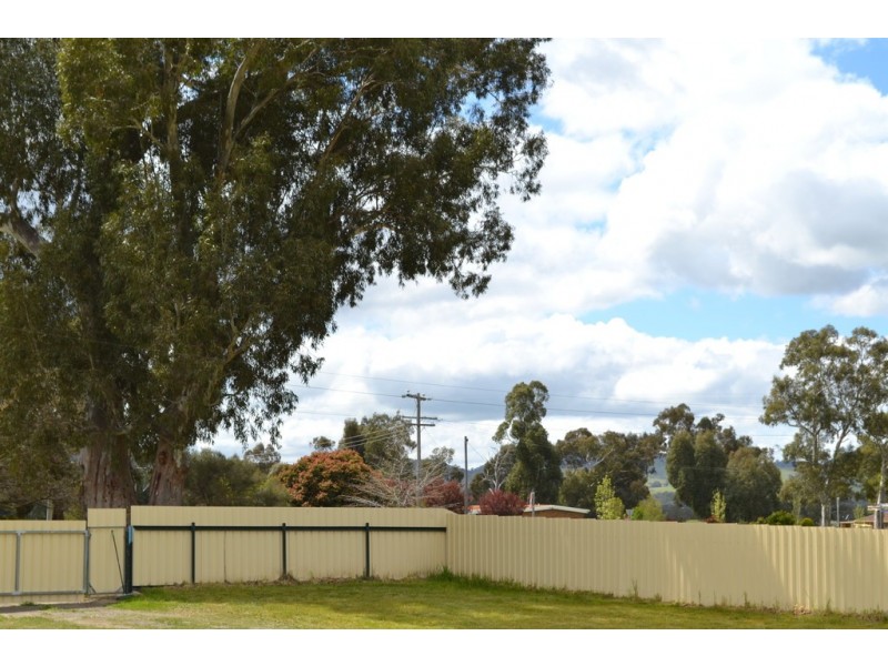 5 High Street, Elmhurst VIC 3469